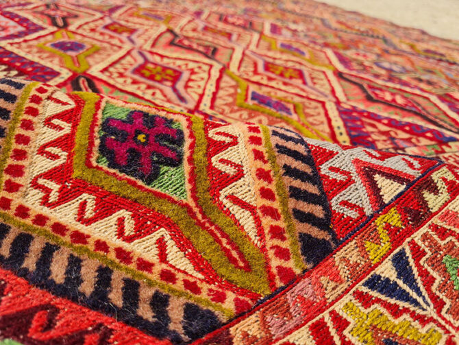 Fine Quality Hand Knotted Veg Dyed Dezangi Wool on Wool Kilim Area Rug 6 x 5 Ft (902 KHI) - Image 6