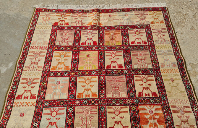 Fine Quality Hand Knotted Veg Dyed Soumak Pictorial Silk Kilim Area Rug 6 x 4 Ft (907 KHI) - Image 5