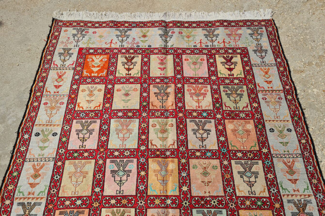 Fine Quality Hand Knotted Veg Dyed Soumak Pictorial Silk Kilim Area Rug 6 x 4 Ft (909 KHI) - Image 5