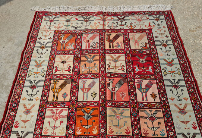 Fine Quality Hand Knotted Veg Dyed Soumak Pictorial Silk Kilim Area Rug 6 x 4 Ft (910 KHI) - Image 5