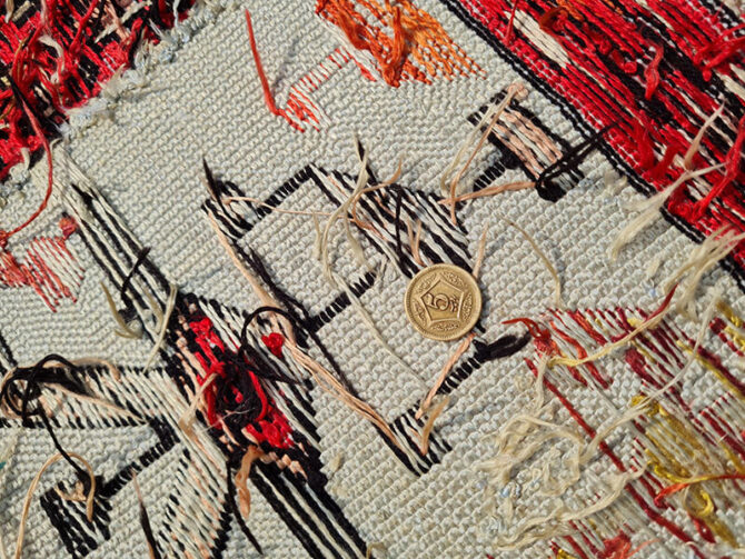 Fine Quality Hand Knotted Veg Dyed Soumak Pictorial Silk Kilim Area Rug 6 x 4 Ft (910 KHI) - Image 7
