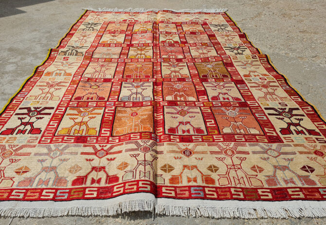 Fine Quality Hand Knotted Veg Dyed Soumak  Silk Kilim Area Rug 6 x 4 Ft (919 KHI) - Image 2
