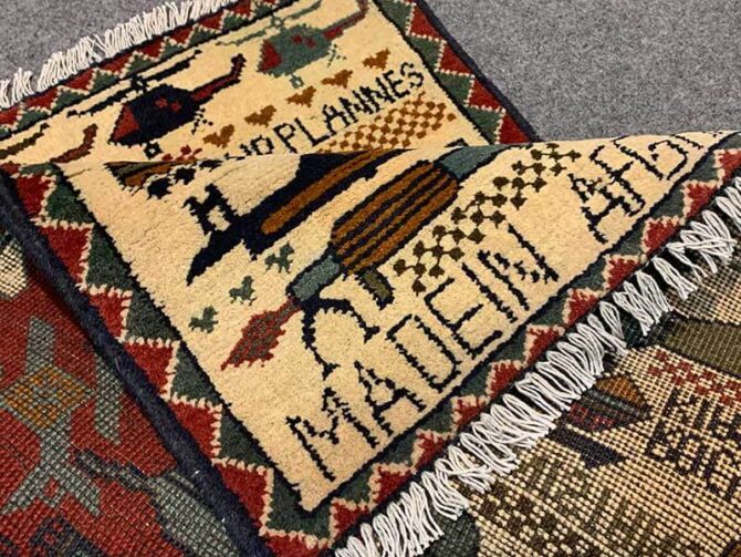 Hand Knotted Afghan War Tank A K 47 Balouch Pictorial Wall Hanging Wool Area Rug 3 x 2 Ft (5764 HM) - Image 7