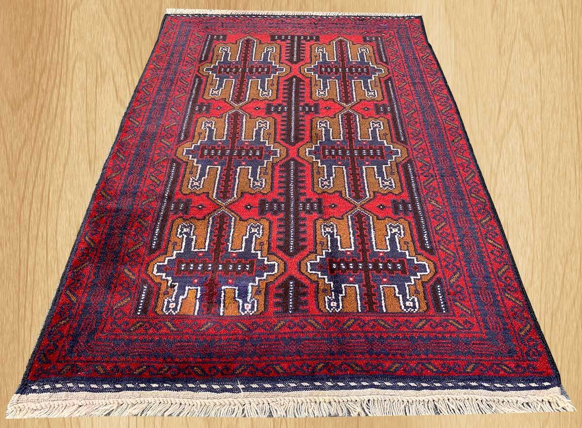 Sold at Auction: Hand Knotted Kilm Rug 4x3 ft #4835