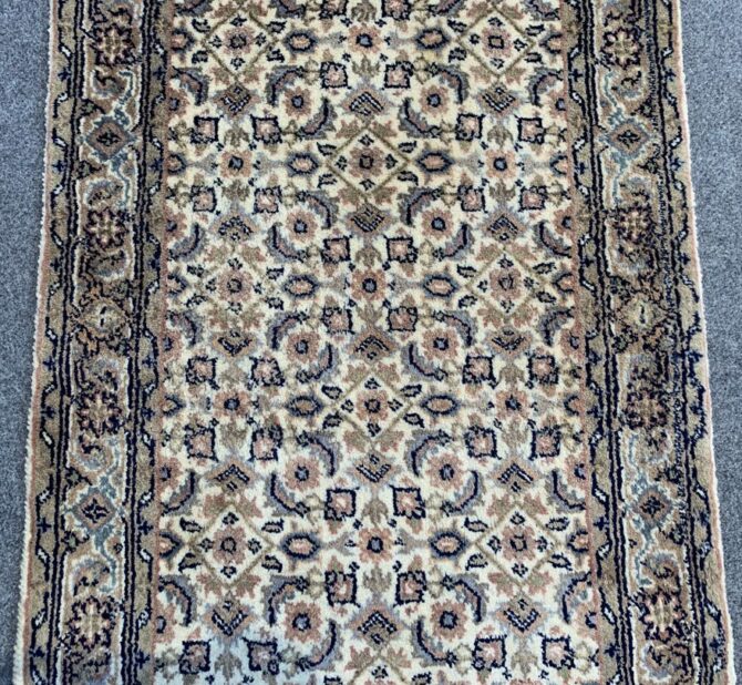Authentic Hand Knotted Vintage Indo Wool Area Rug 3.0 x 2.0 Ft (220 Ger) - Image 7