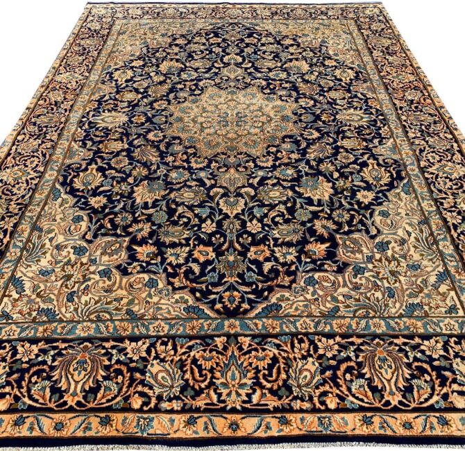 Authentic Hand Knotted Naeen Wool Area Rug 11.2 x 7.6 Ft (283 Ger) - Image 5