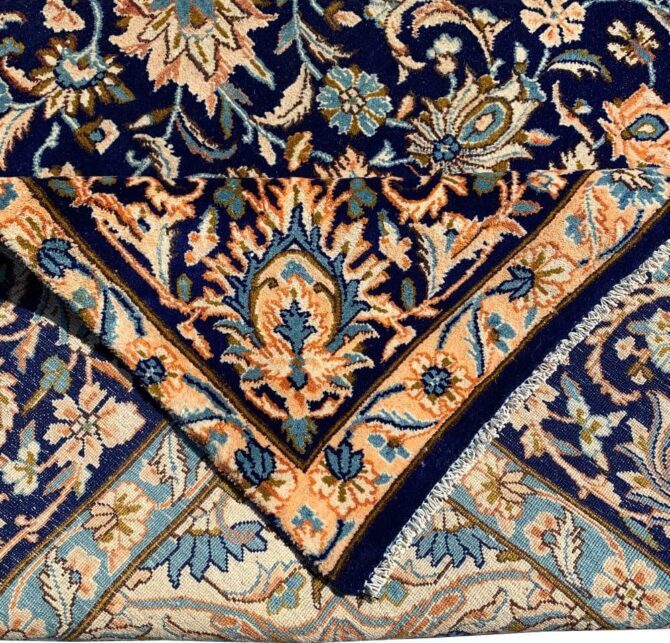 Authentic Hand Knotted Naeen Wool Area Rug 11.2 x 7.6 Ft (283 Ger) - Image 8