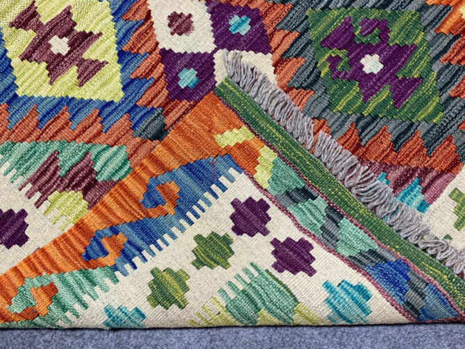 New Afghan Chobi Hand Woven Veg Dyed Wool Kilim Area Rug 4.10 x 3.3 Ft (1777 HM) - Image 7