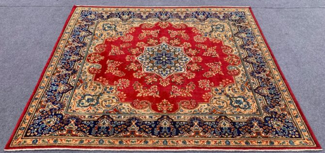 Authentic Hand Knotted Vintage Qirmoun Wool Area Rug 7.5 X 6.8 Ft - Image 3