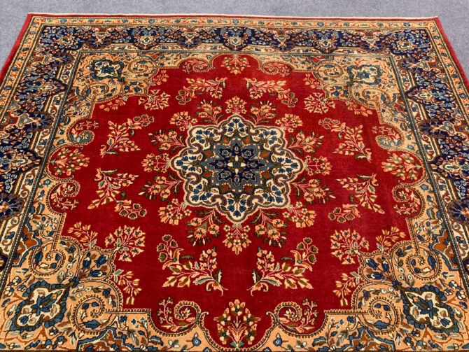 Authentic Hand Knotted Vintage Qirmoun Wool Area Rug 7.5 X 6.8 Ft - Image 5