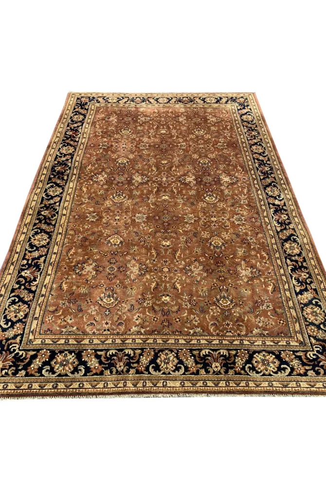 Authentic Hand Knotted Vintage Indo Wool Area Rug 9.8 X 6.5 Ft - Image 2