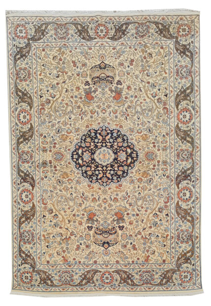 Authentic Hand Knotted Vintage Hunting Pictorial Double Knot Wool Area Rug 8.3 x 4.11 Ft (47 Ger-4)