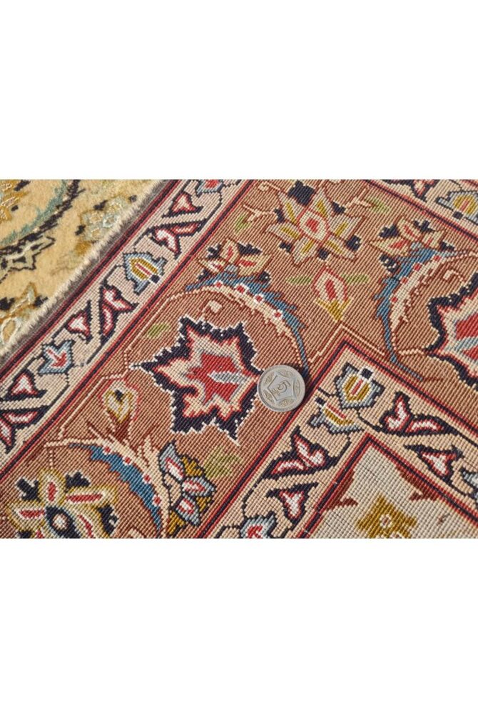 Authentic Hand Knotted Vintage Tabreez Wool Area Rug 4.9 x 3.4 Ft (1756 Ger-4) - Image 8