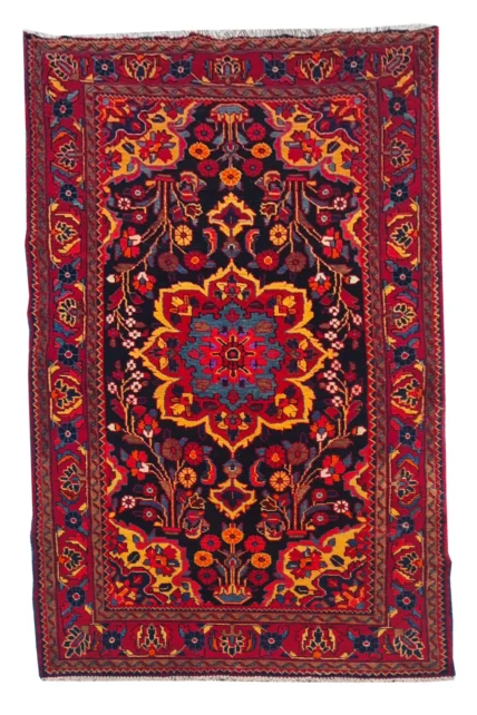 Amazing Hand Knotted Vintage Hamidoun Wool Area Rug 7 x 4 Ft