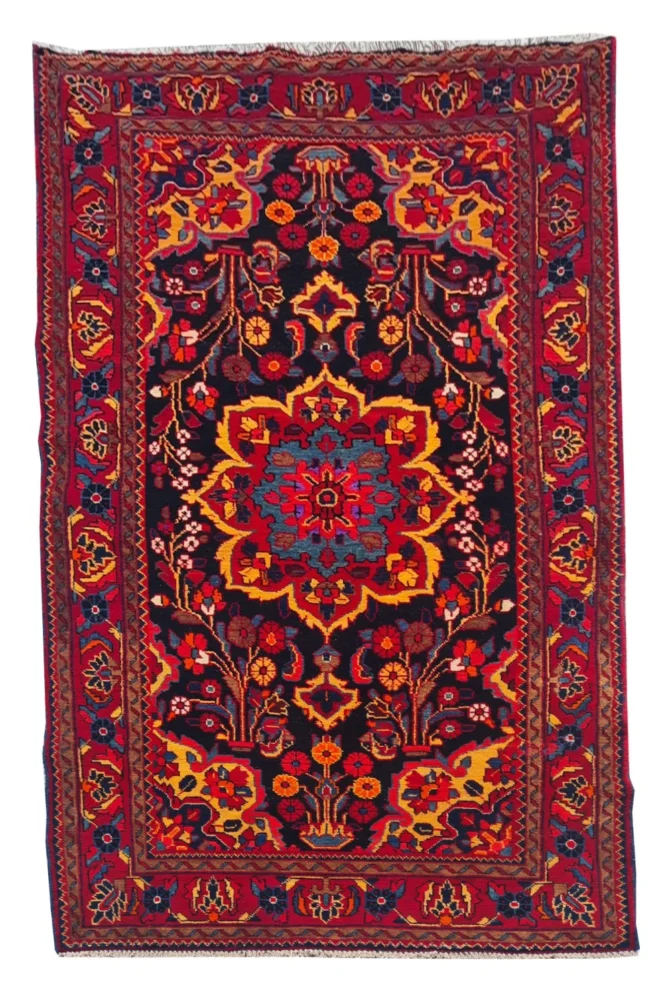 Amazing Hand Knotted Vintage Hamidoun Wool Area Rug 7 x 4 Ft