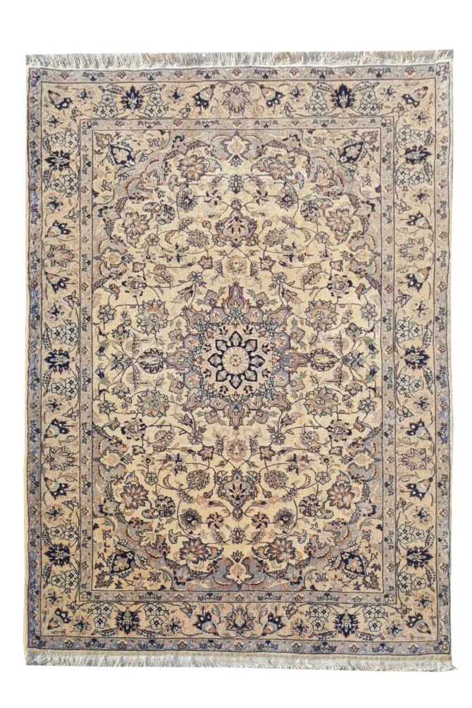 Amazing Hand Knotted Vintage Asfhoun Wool Area Rug 6 x 4 Ft