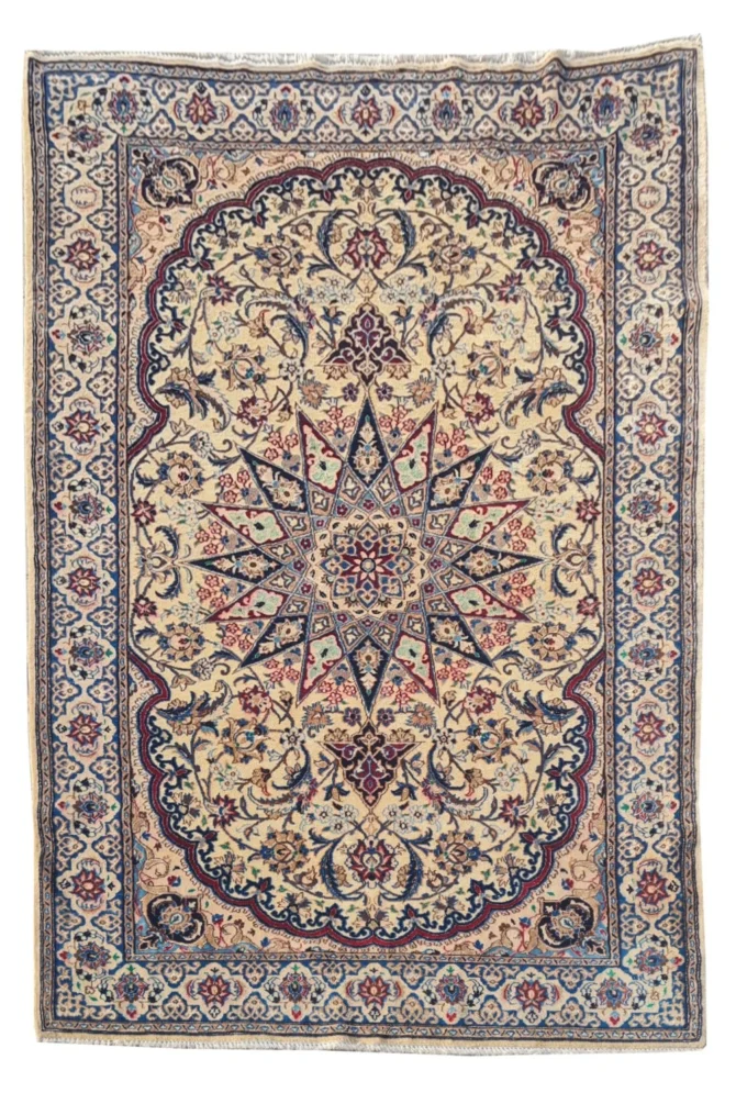 Amazing Hand Knotted Vintage Naeen Wool Area Rug 7 x 4 Ft