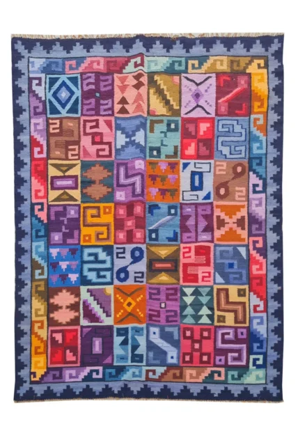 Amazing Hand Knotted Vintage Flat Weave Kilim Kilm Wool Area Rug 4.11 x 3.9 Ft