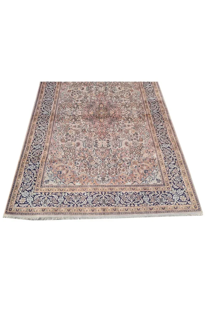 Amazing Hand Knotted Vintage Kashmiri Silk Area Rug 6 x 4 Ft - Image 7