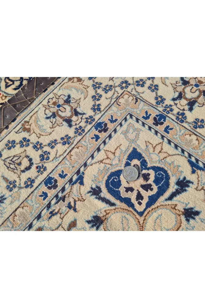 Amazing Hand Knotted Vintage Naeen Wool & Silk Touch Area Rug 7 x 4 Ft - Image 8