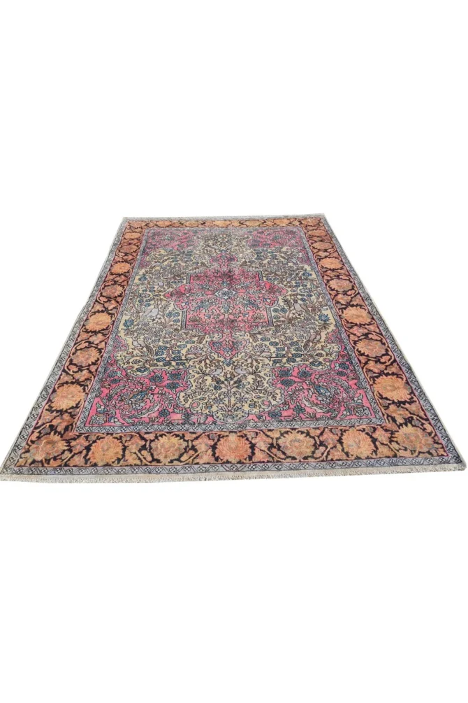 Amazing Hand Knotted Vintage Kashmiri  Silk Area Rug 5.5 x 4.1 Ft - Image 2