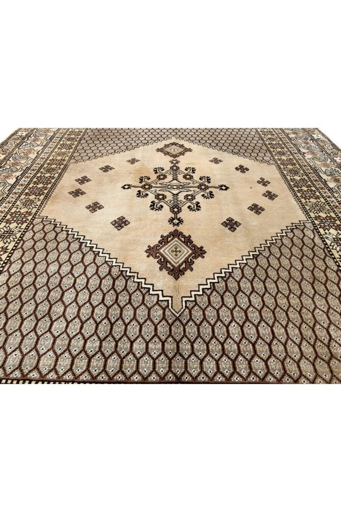 Amazing Hand Knotted Turkish Wool Area Rug 8 x 6 Ft - Image 5