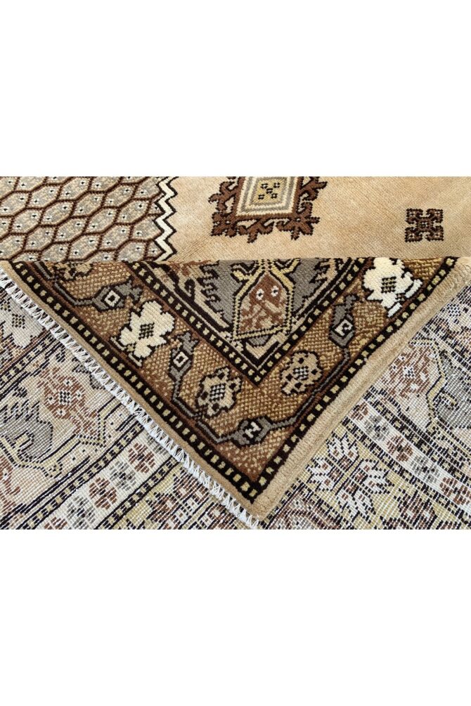 Amazing Hand Knotted Turkish Wool Area Rug 8 x 6 Ft - Image 11